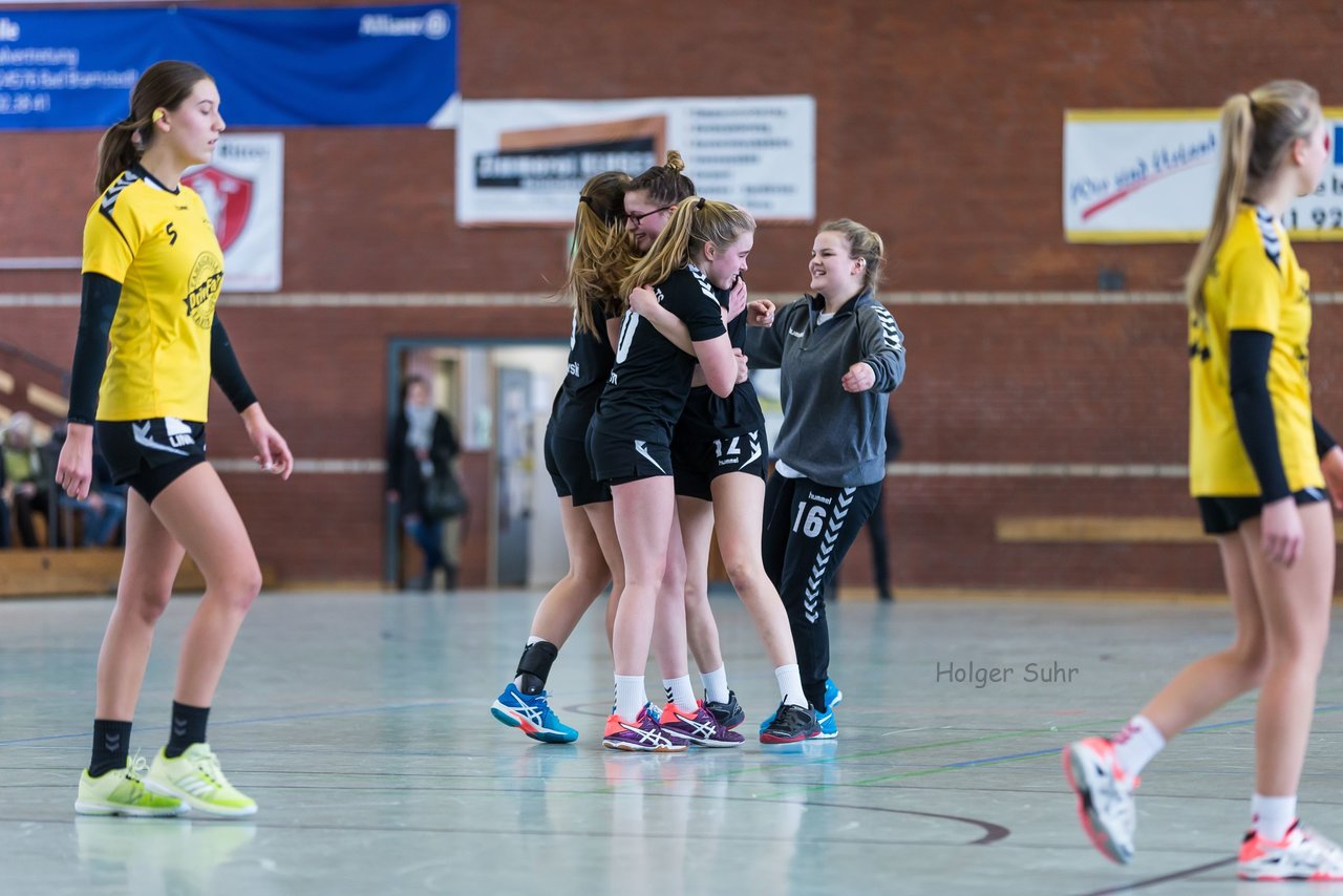 Bild 242 - B-Juniorinnen Bramstedter TS - TSV Altenholz : Ergebnis: 17:16